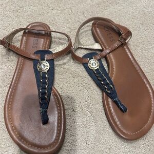 GUESS Women's Brown and Black Sandals